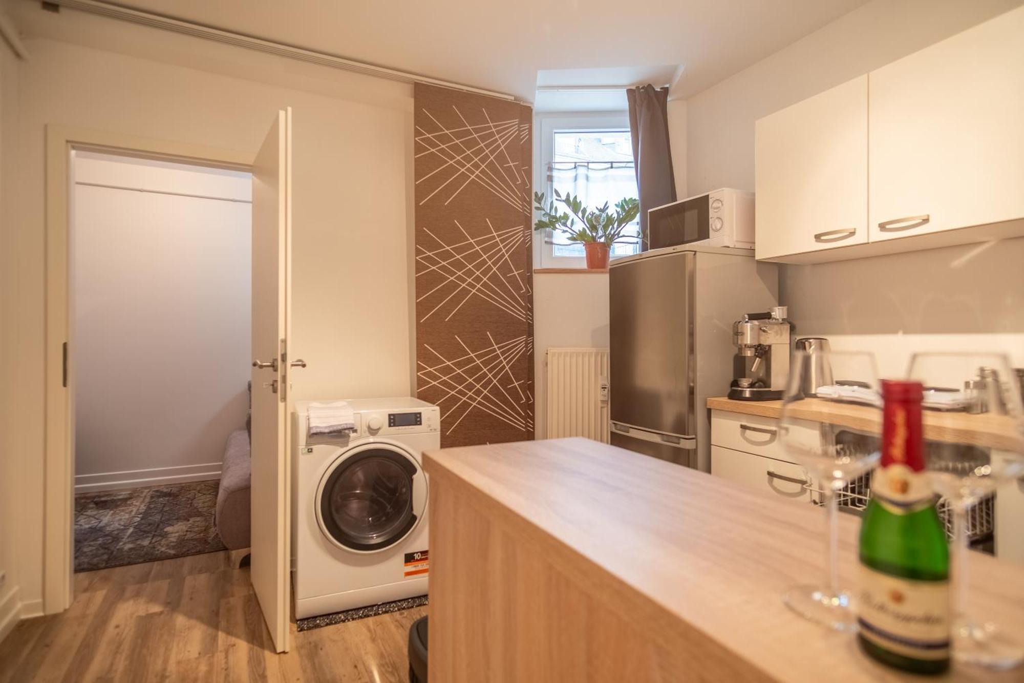 Pool Table Heaven, Workstation, 4K Tv, Netflix Apartment Leipzig Exterior photo